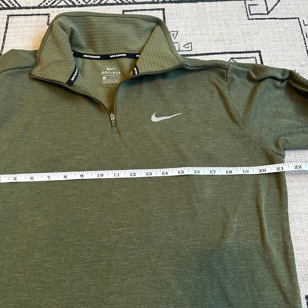 Nike Green Dri-FIT Long Sleeve Tee L